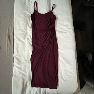 Nine Britton burgundy midi dress. Size Small.